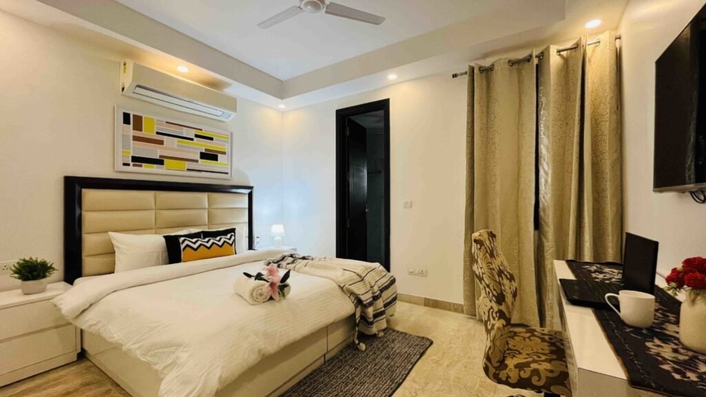 short stay service apartments in east delhi